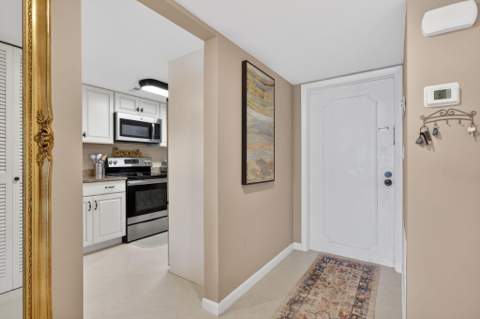 1012 N Ocean Boulevard #408, Pompano Beach FL - photo 12 of 45