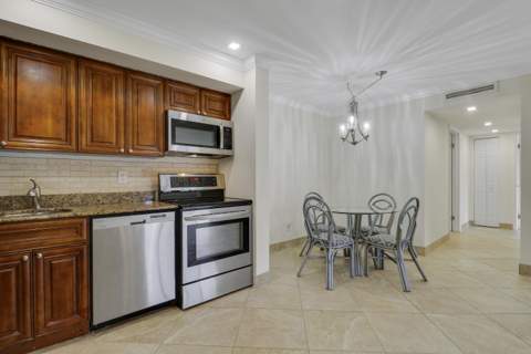 1111 Duncan Circle #104, Palm Beach Gardens FL - photo 16 of 55