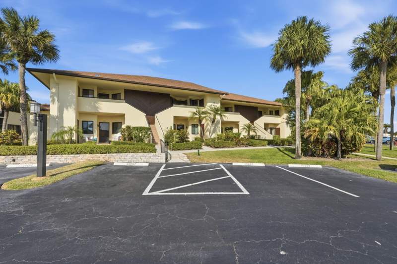 2 bedroom Condominium at 6901 SE Constitution Boulevard #102, Williamsburg At Heritage Ridge Condo, Hobe Sound — photo 3