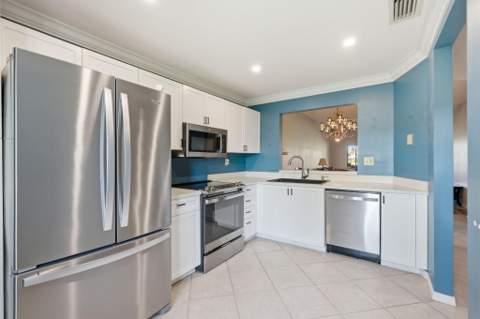 6901 SE Constitution Boulevard #102, Hobe Sound FL - photo 16 of 53