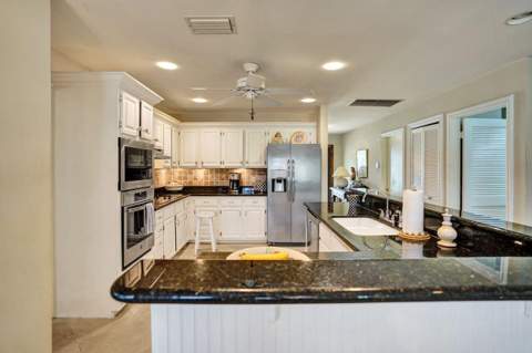 7 Marlwood Lane, Palm Beach Gardens FL - photo 17 of 33