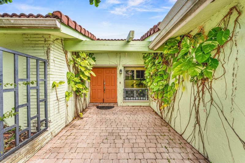 3 bedroom Single Family Residence at 2753 NW 34th Street, Boca Madera, Boca Raton — photo 4