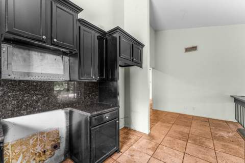 2753 NW 34th Street, Boca Raton FL - photo 10 of 41