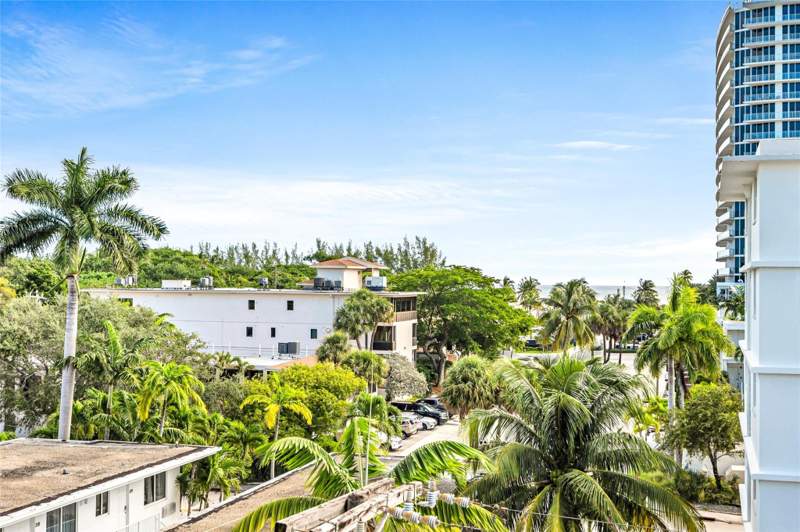 2 bedroom Condominium at 720 Orton Avenue #505, Leisure Sands Condo, Fort Lauderdale — photo 3