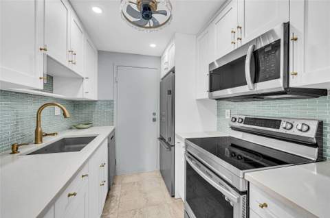 720 Orton Avenue #505, Fort Lauderdale FL - photo 7 of 26
