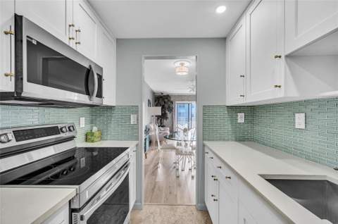 720 Orton Avenue #505, Fort Lauderdale FL - photo 10 of 26
