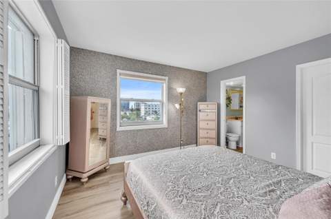 720 Orton Avenue #505, Fort Lauderdale FL - photo 15 of 26