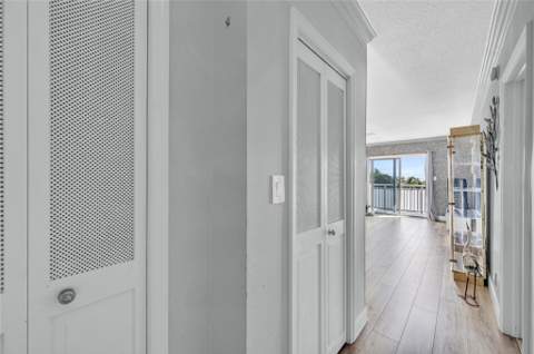 720 Orton Avenue #505, Fort Lauderdale FL - photo 23 of 26