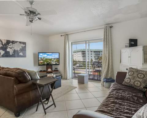 4770 NW 21st Street #402, Lauderhill FL - photo 14 of 31