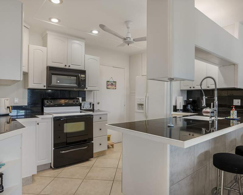 1 bedroom Condominium at 4770 NW 21st Street #402, Castle Apartments 15 Condo, Lauderhill — photo 2