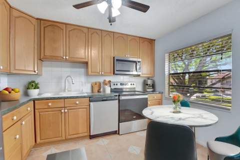 21864 Arriba Real #3d, Boca Raton FL - photo 8 of 31
