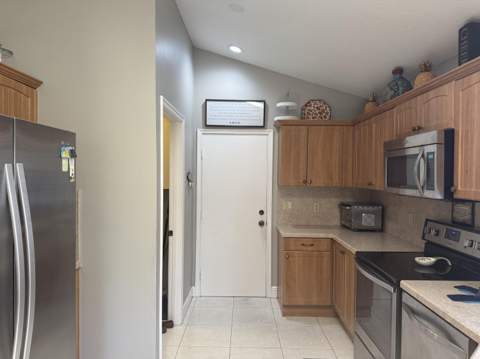 6803 Bitterbush Place, Boynton Beach FL - photo 11 of 29