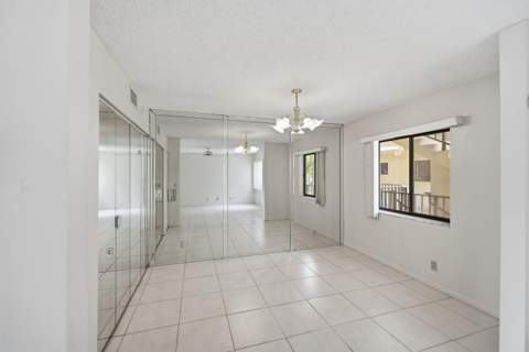 5370 Las Verdes Circle #219, Delray Beach FL - photo 9 of 21