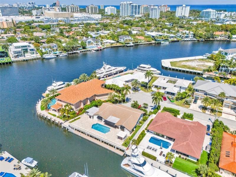4 bedroom Single Family Residence at 633 4th Key Drive, Sunrise Key, Fort Lauderdale — photo 3