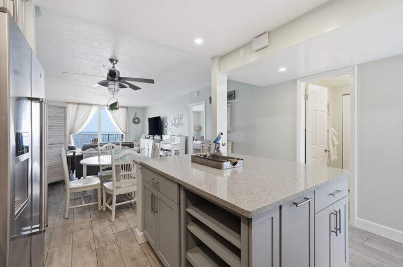 1 bedroom Condominium at 400 N Surf Road #704, Edgewater Beach Towers Condo, Hollywood — photo 5