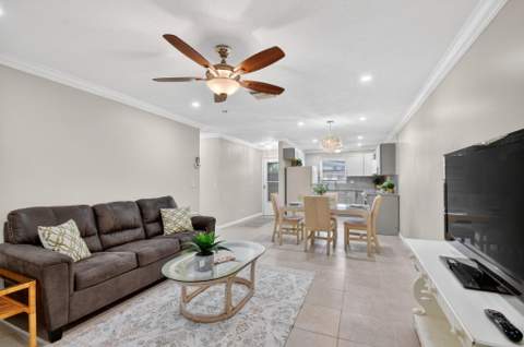 2787 Dudley Dr W #Apt D, West Palm Beach FL - photo 8 of 43
