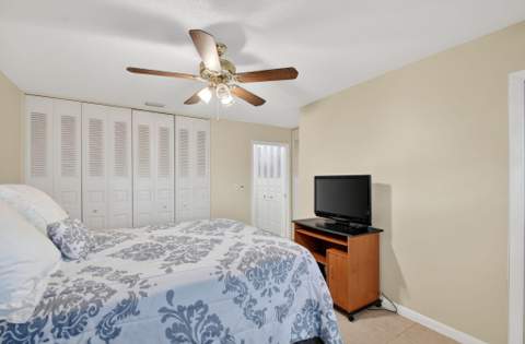 2787 Dudley Dr W #Apt D, West Palm Beach FL - photo 18 of 43