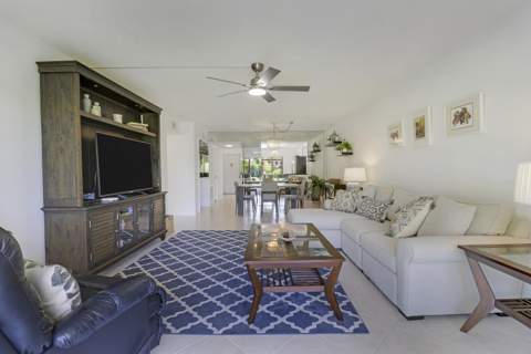 5121 Oak Hill Lane #412, Delray Beach FL - photo 14 of 34