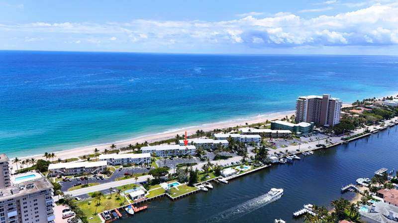 1 bedroom Stock Cooperative at 1043 Hillsboro Mile Hillsboro Mile #19c, Hillsboro Mile Ocean Apts Sec 2, Hillsboro Beach — photo 2