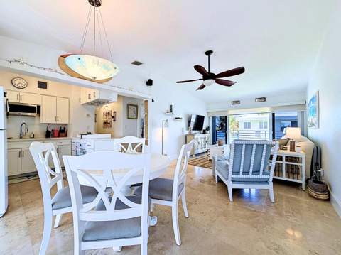 1043 Hillsboro Mile Hillsboro Mile #19c, Hillsboro Beach FL - photo 11 of 15