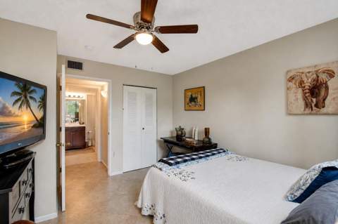 1000 Scotia Drive #204, Hypoluxo FL - photo 16 of 32