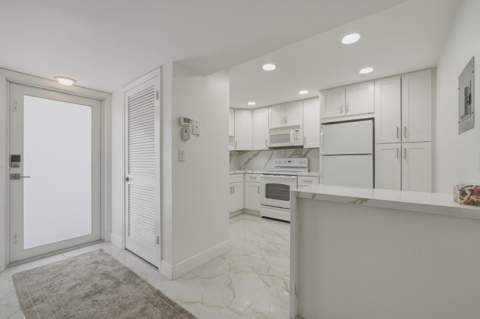 371 S Hollybrook Drive #106, Pembroke Pines FL - photo 10 of 50