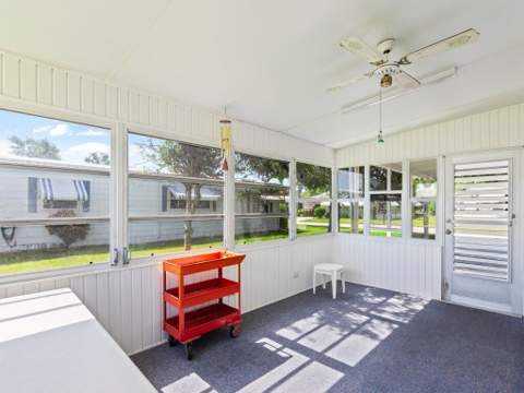 264 NE Cameo Way, Jensen Beach FL - photo 16 of 34