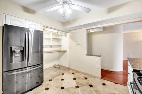 2802 N 46th Avenue #B620, Hollywood FL - photo 16 of 83