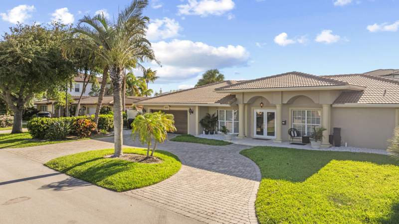 3 bedroom Single Family Residence at 3531 NE 30th Avenue, Lake Placid, Lighthouse Point — photo 4