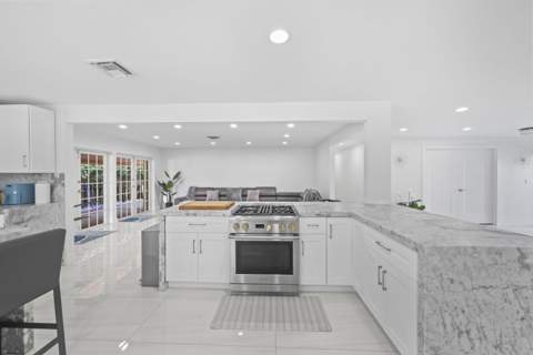 3531 NE 30th Avenue, Lighthouse Point FL - photo 14 of 54