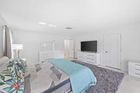 3531 NE 30th Avenue, Lighthouse Point FL - photo 21 of 54
