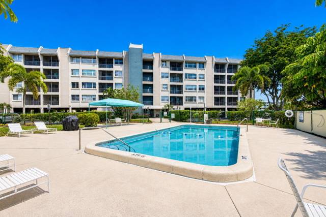 505 SPENCER Drive #211