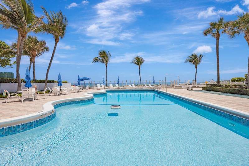 1 bedroom Co-Ownership at 500 SE 21st Avenue #403, Cove Beach Club Co-Op, Deerfield Beach — photo 3
