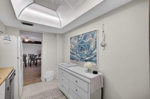 505 Spencer Drive #211, West Palm Beach FL - photo 7 of 23