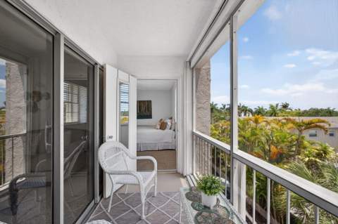 505 Spencer Drive #211, West Palm Beach FL - photo 10 of 23