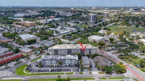 505 Spencer Drive #211, West Palm Beach FL - photo 21 of 23