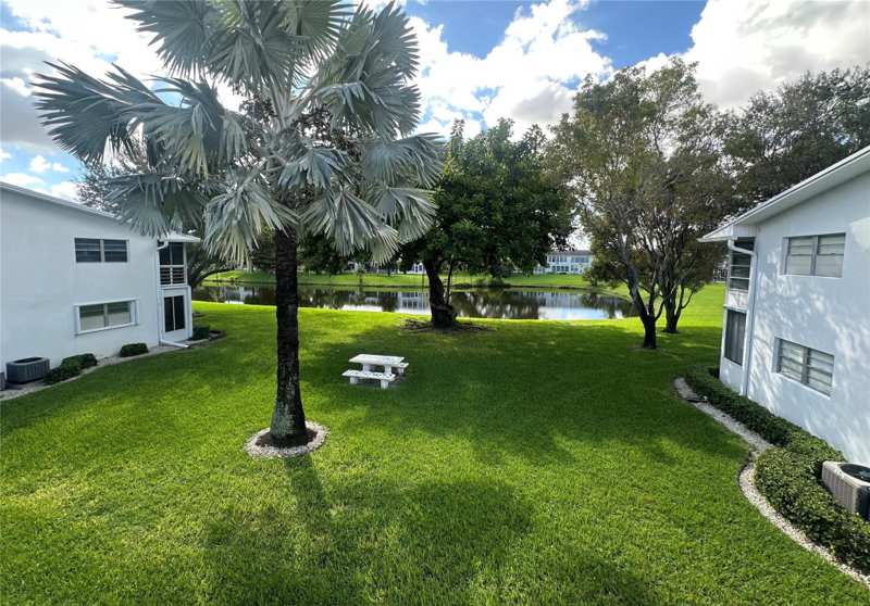 1 bedroom Condominium at 528 Tilford X, Century Village East, Deerfield Beach — photo 1