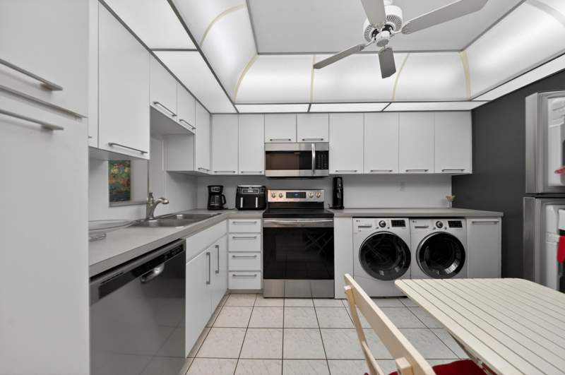 2 bedroom Condominium at 6000 N Ocean Boulevard #2a, Starlight Towers Condo, Lauderdale-By-The-Sea — photo 4