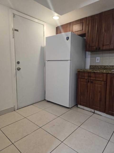 1201 SW 52nd Avenue #202-2, North Lauderdale FL - photo 16 of 33