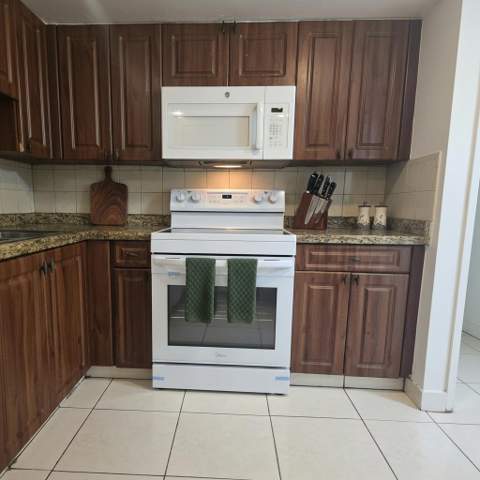 1201 SW 52nd Avenue #202-2, North Lauderdale FL - photo 13 of 33
