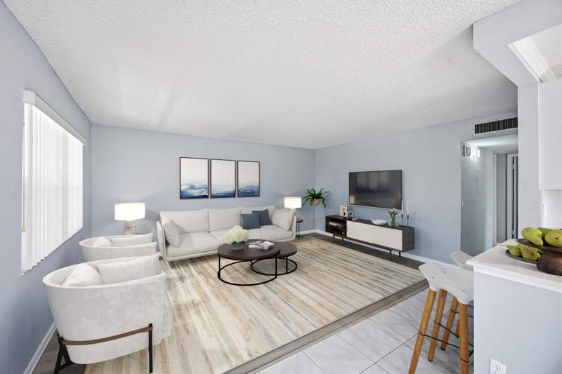 2 bedroom Condominium at 422 Burgundy I, Kings Point Burgundy Condos, Delray Beach — photo 2