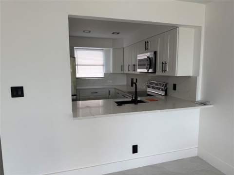 112 Royal Park Drive #4b, Oakland Park FL - photo 12 of 21