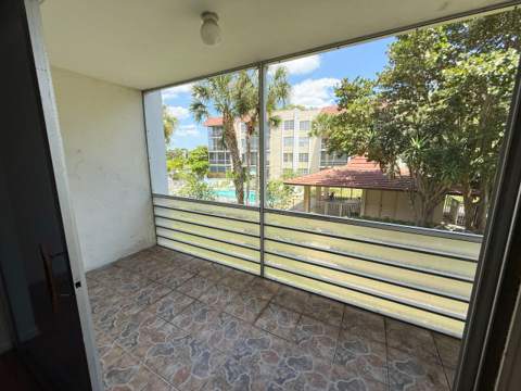 3776 Inverrary Boulevard #204r, Lauderhill FL - photo 11 of 16