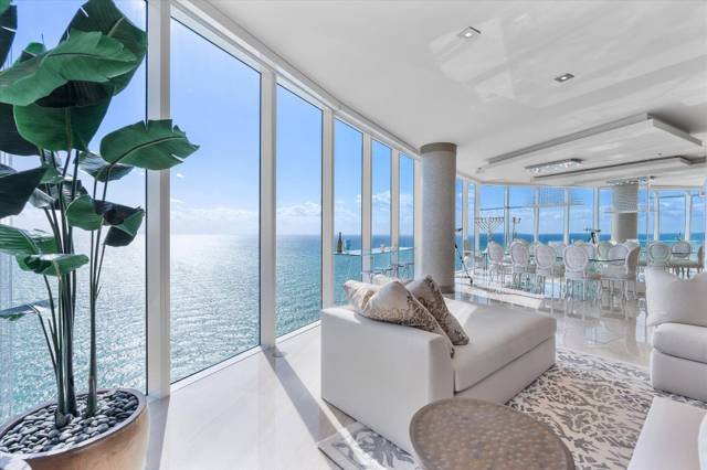2711 S Ocean Drive #3602