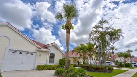 6120 Bear Creek Court, Lake Worth FL - photo 15 of 72