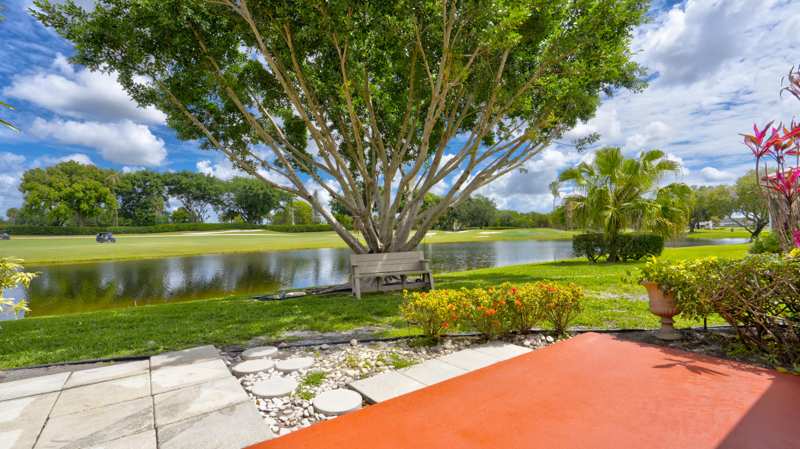 2 bedroom Villa at 6120 Bear Creek Court, Fairfields Lacuna 1, Lake Worth — photo 1