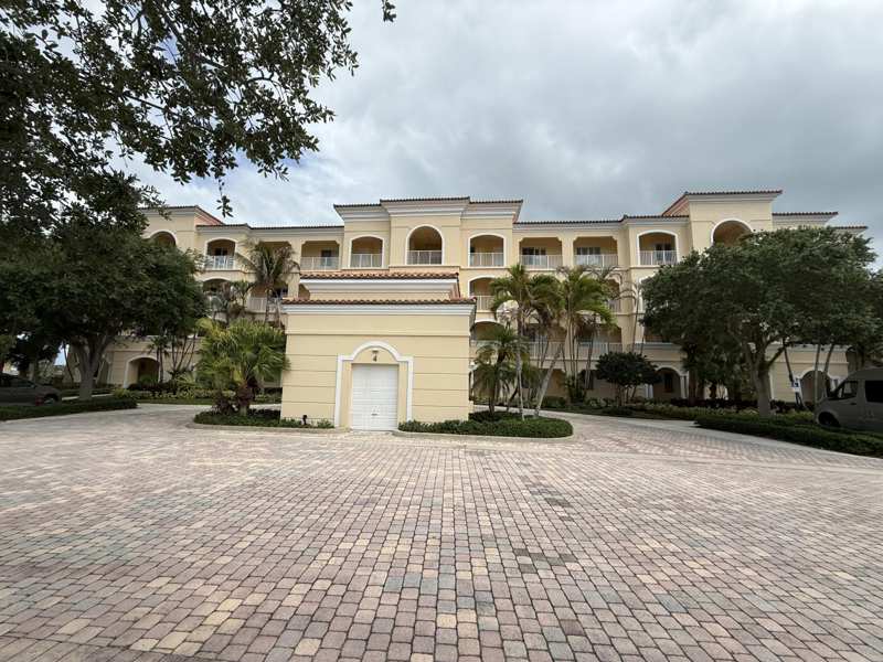 2 bedroom Condominium at 4 Harbour Isle Drive #Unit 204, Harbour Isle , Fort Pierce — photo 1