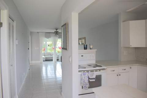 117 Golden River Drive, West Palm Beach FL - photo 16 of 37