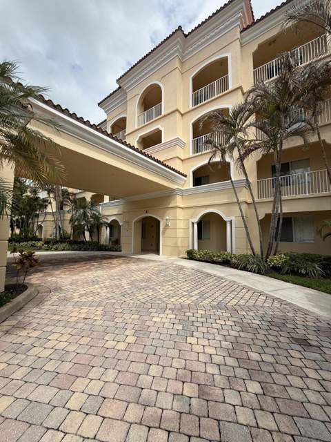 4 Harbour Isle Drive #Unit 204, Fort Pierce FL - photo 19 of 32