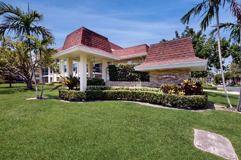2 bedroom Condominium at 5540 Tamberlane Circle #121, Tamberlane 6 Condo, Palm Beach Gardens — photo 1